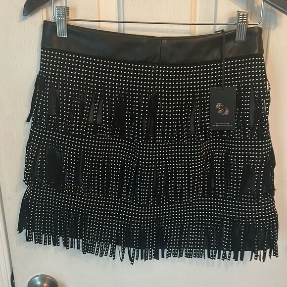 Sincerely Jules faux leather mini skirt with studs size M - Picture 1 of 5